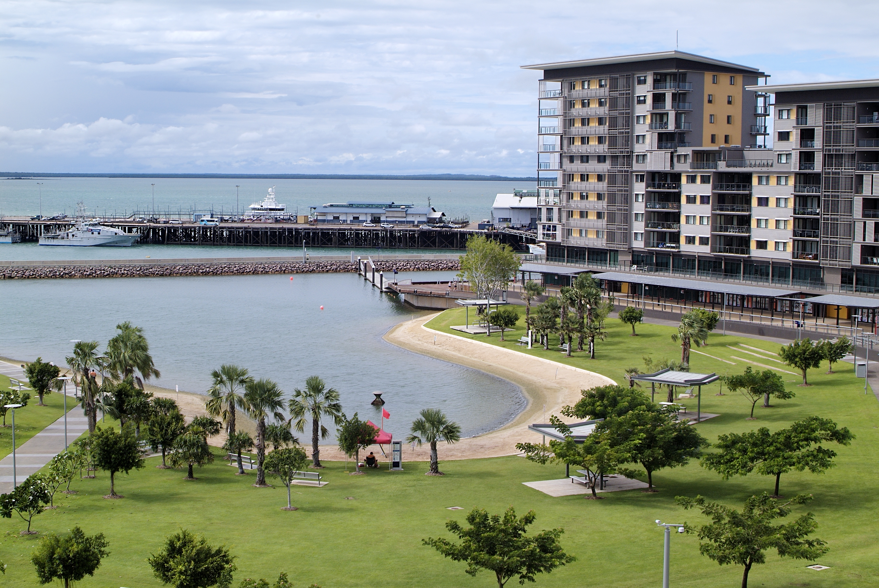 Australia, Homes On Recreation Area Waterfront Precinct In Darwin